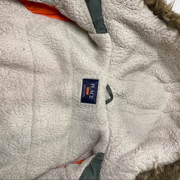 🚨CLEAROUT🚨Boys Small (5/6) The Children’s Place Green Parka long Coat - Picture 5 of 12